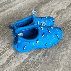 Toddler water shoes
